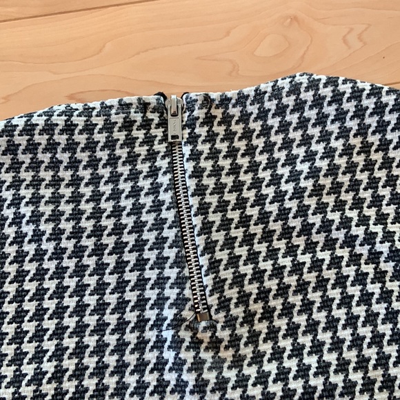 New Look Houndstooth Short Sleeved Top - Picture 8 of 9